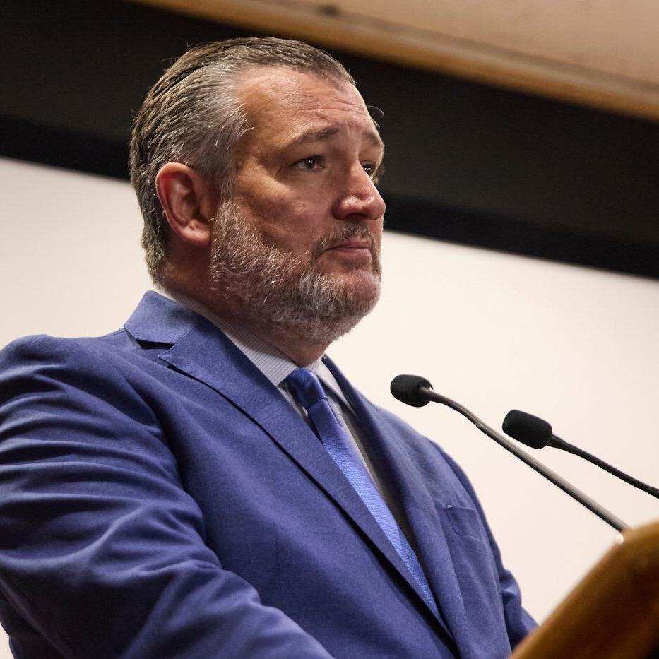 Ted Cruz urges Mexico to follow El Salvador's harsh crackdown on cartels